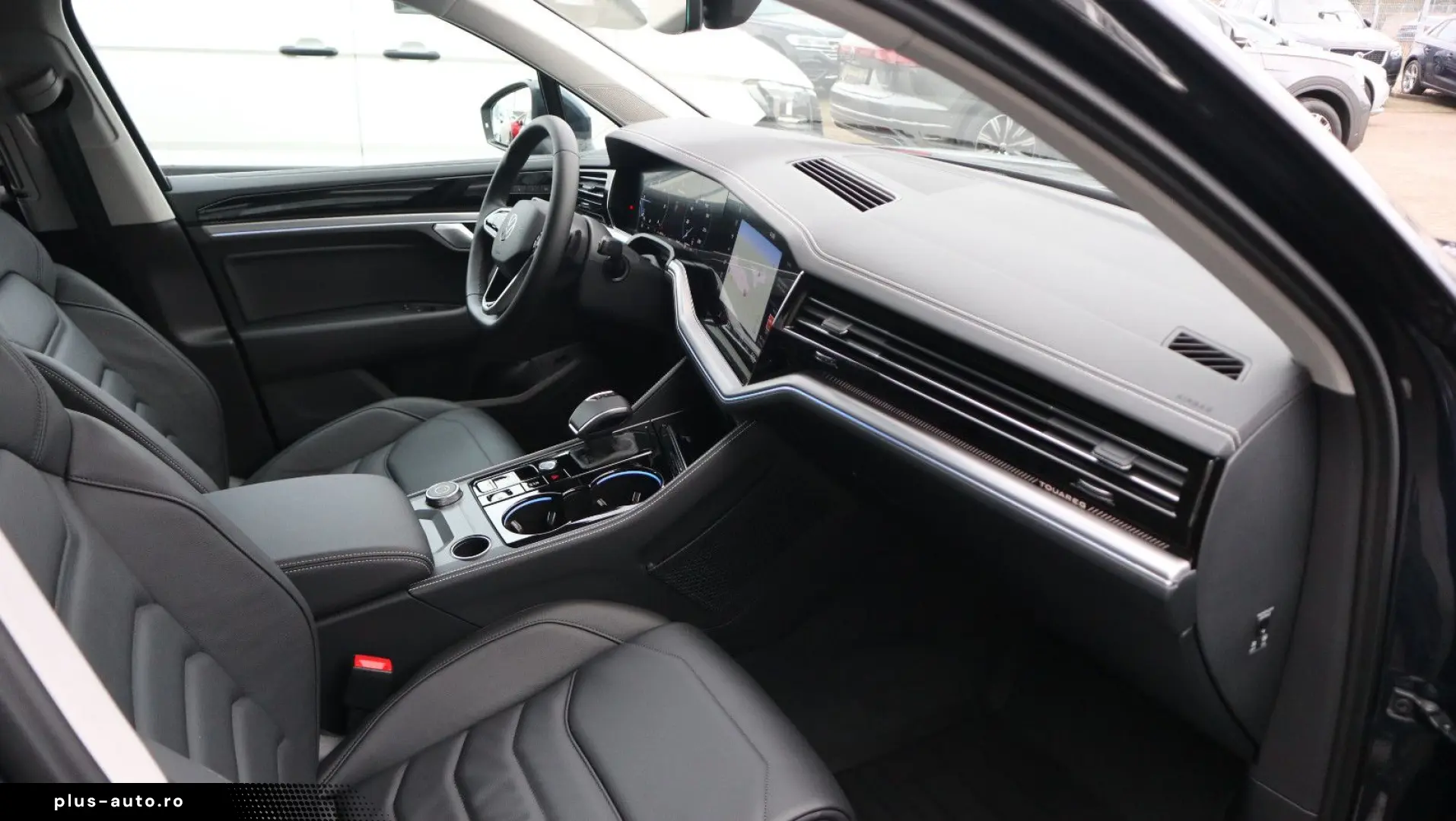 VW Touareg 4Motion Elegance AHK Leder ACC Kamera