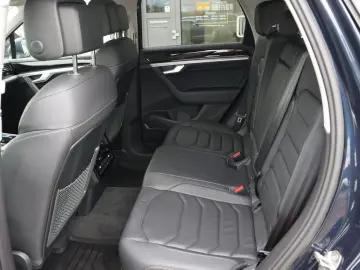 VW Touareg 4Motion Elegance AHK Leder ACC Kamera