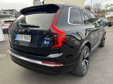 VOLVO XC90 T8 AWD Ultra Facelift LR Luft Pano 360 7Sit