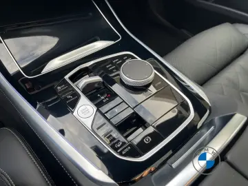 BMW X5 xDrive40d M Sport AHK Pano Sky DA PA Prof HUD