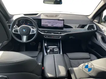 BMW X5 xDrive40d M Sport AHK Pano Sky DA PA Prof HUD
