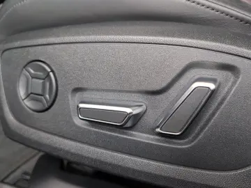 AUDI RS6 Keramik 305 RS-Essential Dynamic Laser 22