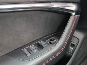 AUDI RS6 Keramik 305 RS-Essential Dynamic Laser 22