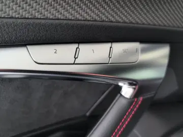 AUDI RS6 Keramik 305 RS-Essential Dynamic Laser 22