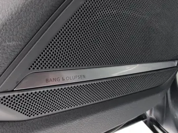AUDI RS6 Keramik 305 RS-Essential Dynamic Laser 22