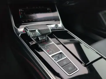 AUDI RS6 Keramik 305 RS-Essential Dynamic Laser 22