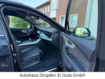 AUDI SQ7 4.0 TFSI V8 quattro Competition plus