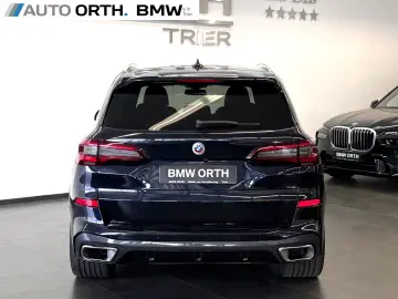 BMW X5 xDrive40d M-SPORT INDIVIDUAL PANO ST-HZG AHK