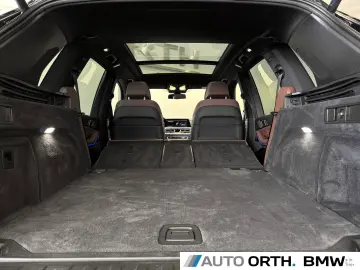 BMW X5 xDrive40d M-SPORT INDIVIDUAL PANO ST-HZG AHK