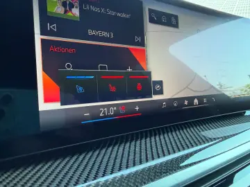 BMW X7 40d M-PRO SKY CARBON AHK MASSAGE STHZ ICONIC