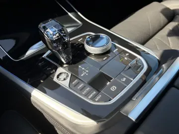 BMW X5 xDrive45e M-SPORTPAKET 22  Pano Head Harm AHK