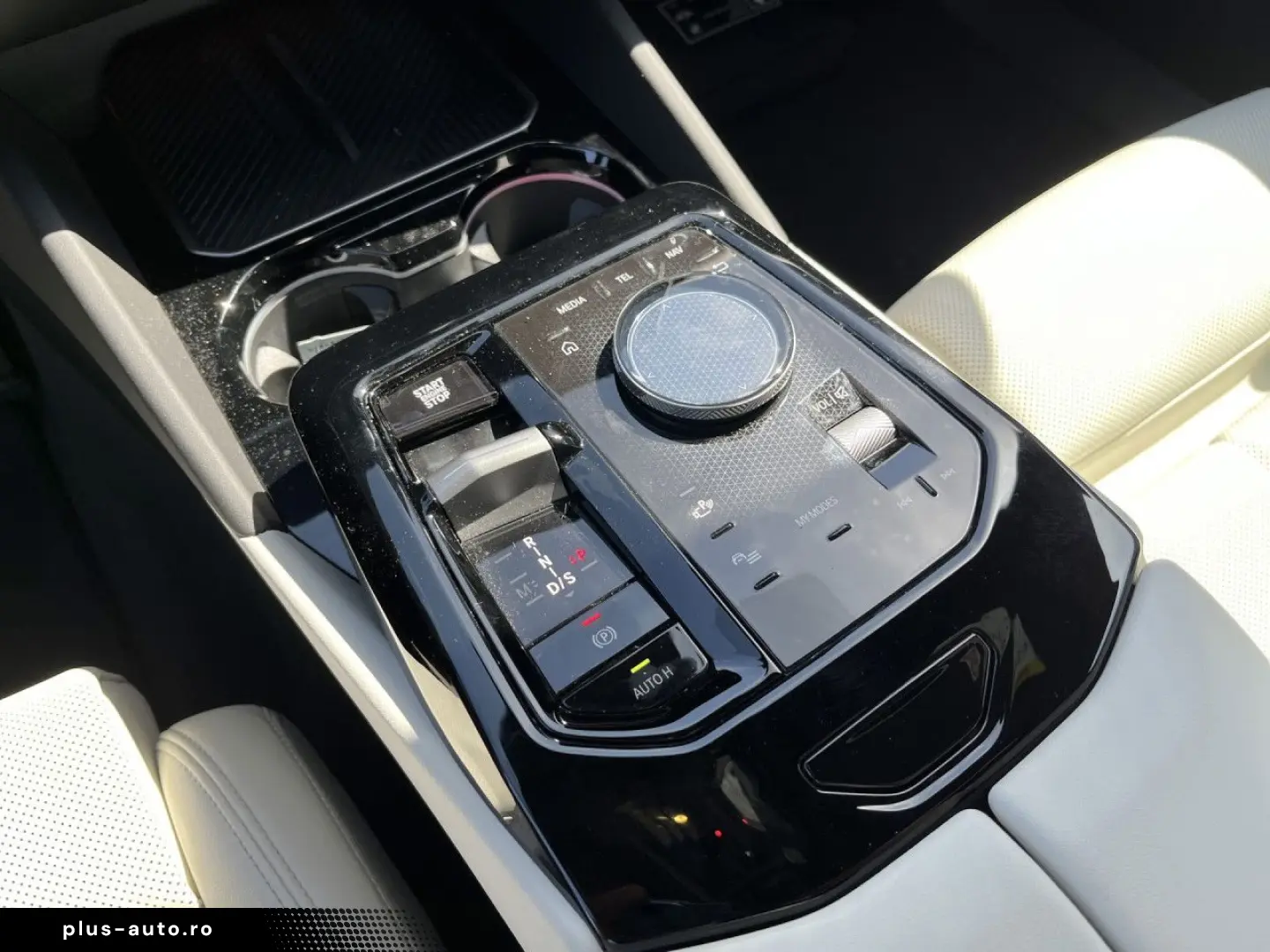 BMW 550e xDr T M Sport B&W Pano AHK AutoB DAPro PAPr
