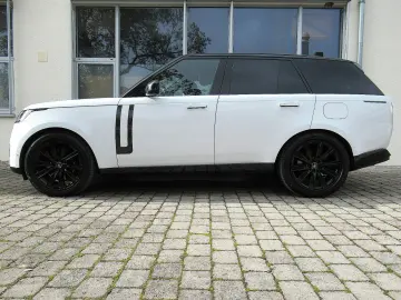 LAND ROVER NEW P460e AUTOBIOGRAPHY BLACK SV BESPOKE eAHK 22