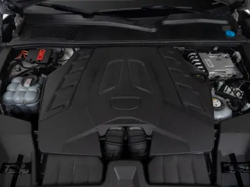 PORSCHE Cayenne Turbo E-Hybrid   VOL AUSSTATTUNG!!!