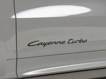 PORSCHE Cayenne Turbo E-Hybrid   VOL AUSSTATTUNG!!!