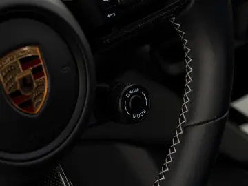 PORSCHE Cayenne Turbo E-Hybrid   VOL AUSSTATTUNG!!!