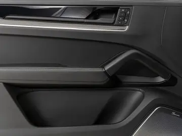PORSCHE Cayenne Turbo E-Hybrid   VOL AUSSTATTUNG!!!