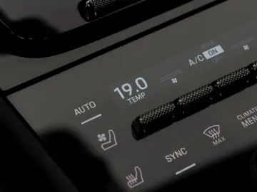 PORSCHE Cayenne Turbo E-Hybrid   VOL AUSSTATTUNG!!!