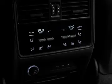 PORSCHE Cayenne Turbo E-Hybrid   VOL AUSSTATTUNG!!!