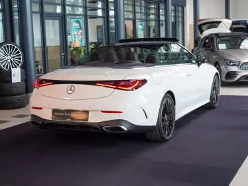 MERCEDES-BENZ CLE 180 Cabrio AMG Line Night Vielspei…
