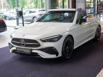 MERCEDES-BENZ CLE 180 Cabrio AMG Line Night Vielspei…