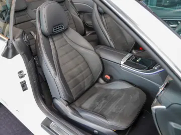 MERCEDES-BENZ CLE 180 Cabrio AMG Line Night Vielspei…