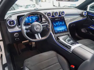 MERCEDES-BENZ CLE 180 Cabrio AMG Line Night Vielspei…