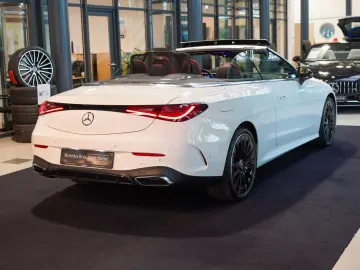 MERCEDES-BENZ CLE 220 d Cabrio AMG Line Night powerr…