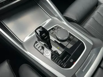 BMW X6 40d M-SPORT LASER ACC PANO 360  ICONIC 1.HAND