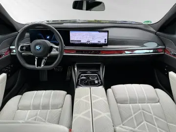 BMW i7 eDrive50 M Sport Massage DA-Prof. PA-Prof.