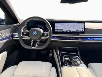 BMW i7 xDrive60 Individual AHK Leas. ab  749 HUD LED