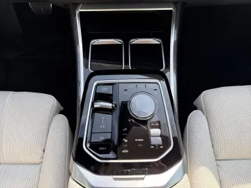 BMW i7 xDrive60 Individual AHK Leas. ab  749 HUD LED