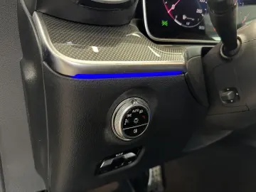MERCEDES-BENZ C 220d AMG  DIGITAL-LIGHT NAVI DAB AHK 360