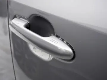 TOYOTA RAV 4 2.5 Hybrid Style