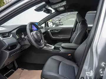 TOYOTA RAV 4 2.5 Hybrid Style