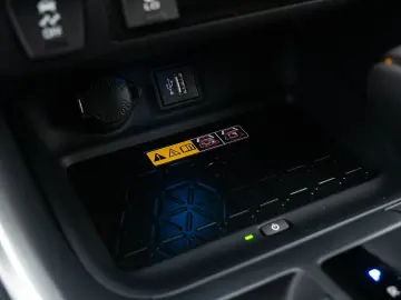TOYOTA RAV 4 2.5 Hybrid Style