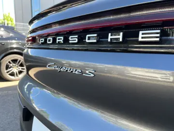 PORSCHE Cayenne S E-Hybrid Coupe Sportabgas. Hinterachsl