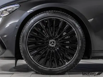MERCEDES-BENZ E 220 d AMG DIG.LIGHT Night Distro. Bu…