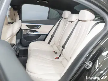 MERCEDES-BENZ E 220 d AMG DIG.LIGHT Night Distro. Bu…