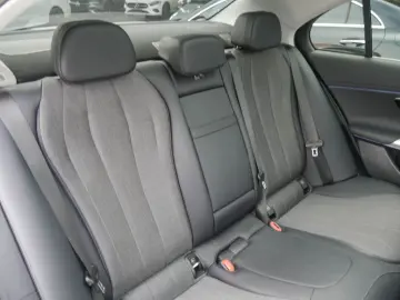 MERCEDES-BENZ E 220 d Avantgarde Pano Burm 360 DIGIT…