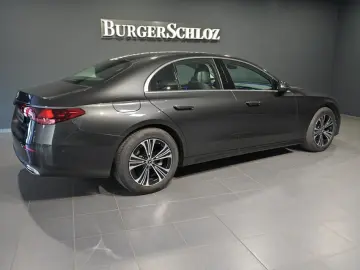 MERCEDES-BENZ E 200 AHK LED KAMERA NAVI