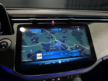 MERCEDES-BENZ E 200 AHK LED KAMERA NAVI