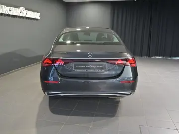MERCEDES-BENZ E 200 AHK LED KAMERA NAVI