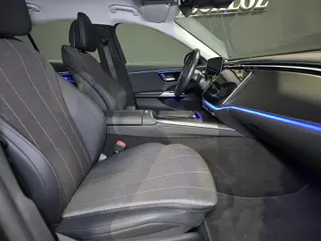 MERCEDES-BENZ E 200 AHK LED KAMERA NAVI