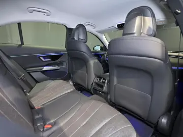 MERCEDES-BENZ E 200 AHK LED KAMERA NAVI