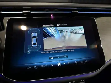 MERCEDES-BENZ E 200 AHK LED KAMERA NAVI
