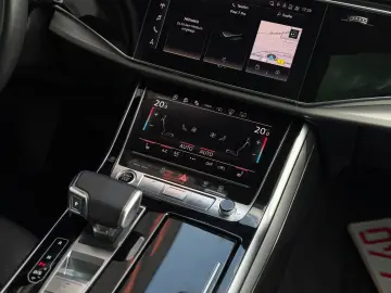 AUDI Q8 50 TDI quattro Panorama 23-Zoll HUD Memory