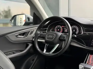 AUDI Q8 50 TDI quattro Panorama 23-Zoll HUD Memory
