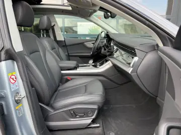 AUDI Q8 50 TDI quattro Panorama 23-Zoll HUD Memory