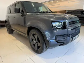 LAND ROVER Defender 110 D300 X-Dynamic SE AHK PANO HUD WKP